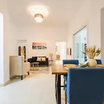 Stilvolle Wohnung I Smart-Tv I 2 Balkone I Klimaanlage